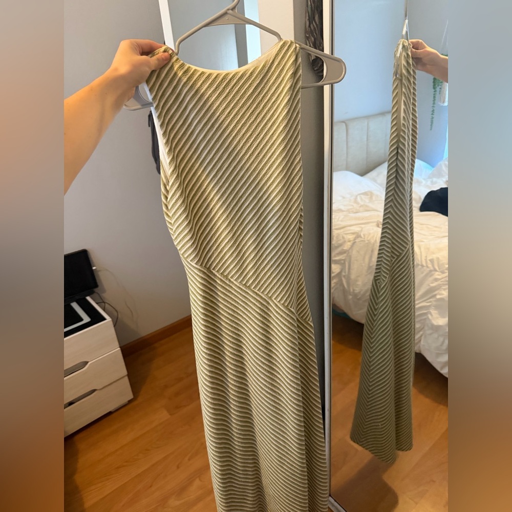 Sleeveless Olive-Green Midi Dress with Textured Stripe Detail